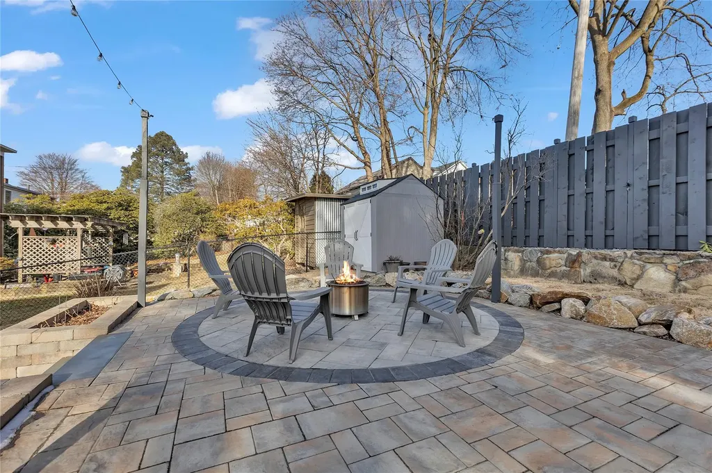 1009 Mckinley Street Peekskill NY 10566