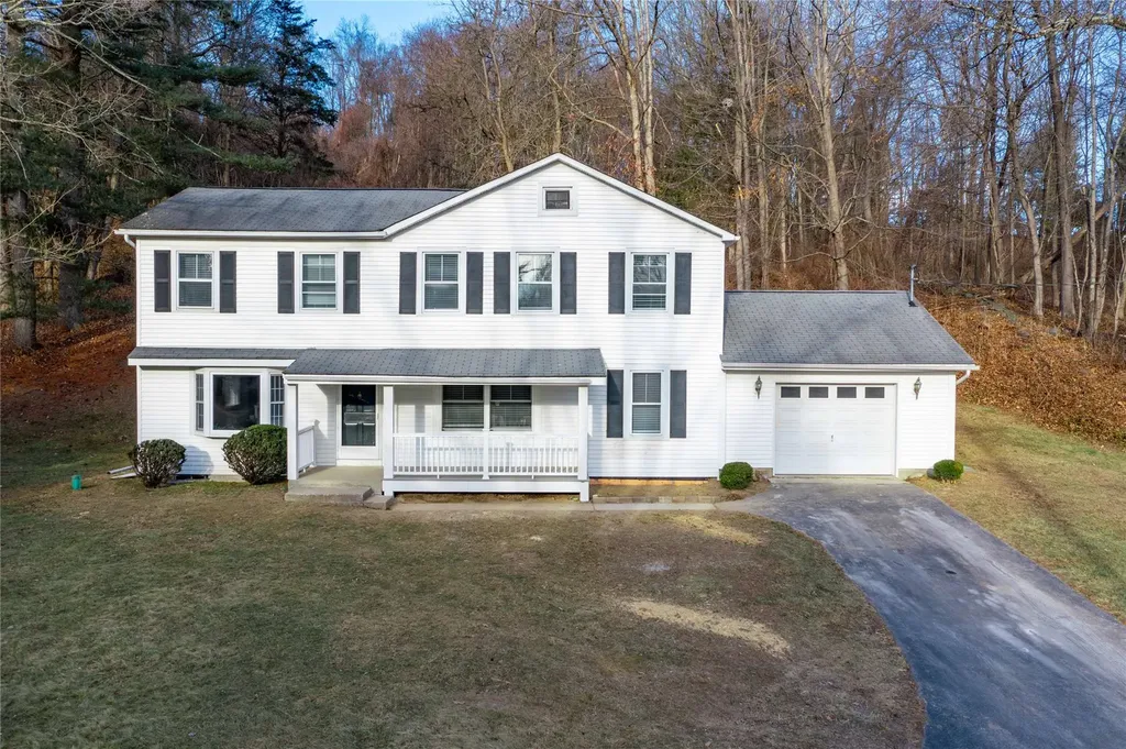 37 Hornbeck Road Poughkeepsie NY 12603