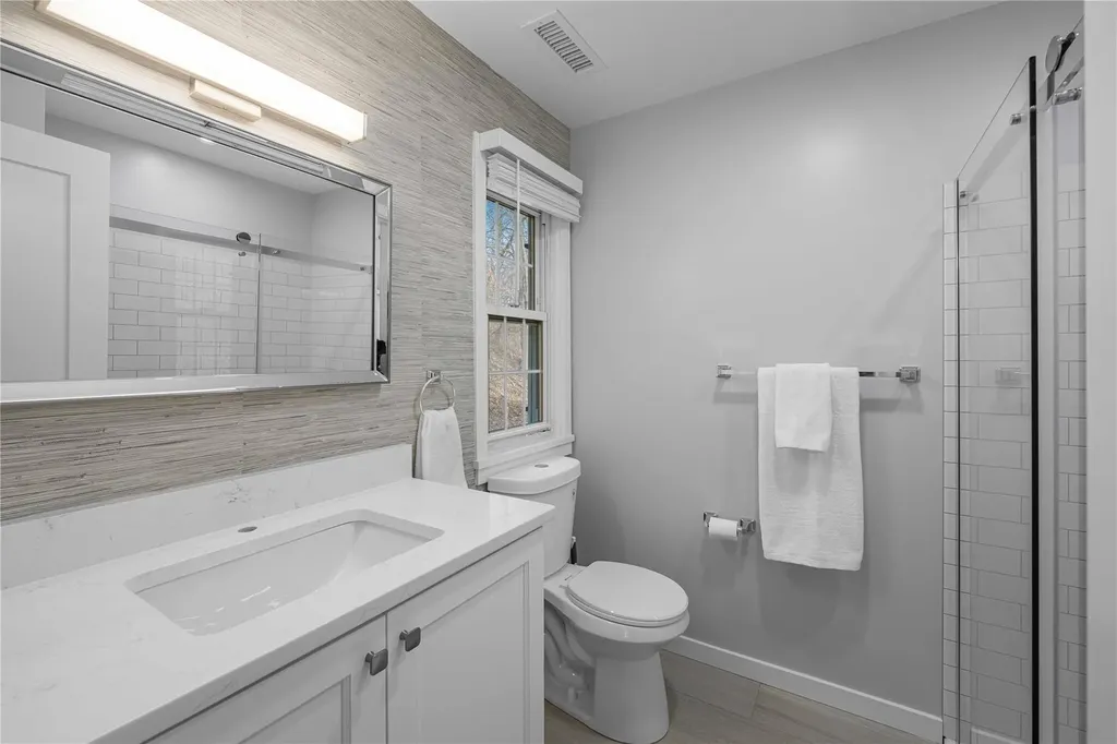 37 Hornbeck Road Poughkeepsie NY 12603