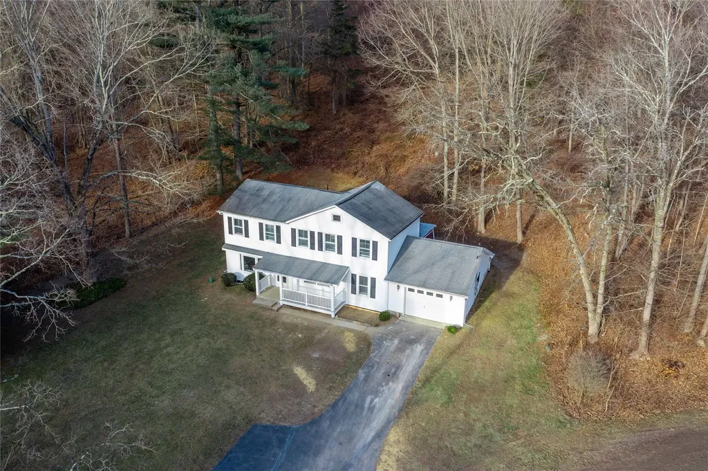 37 Hornbeck Road Poughkeepsie NY 12603