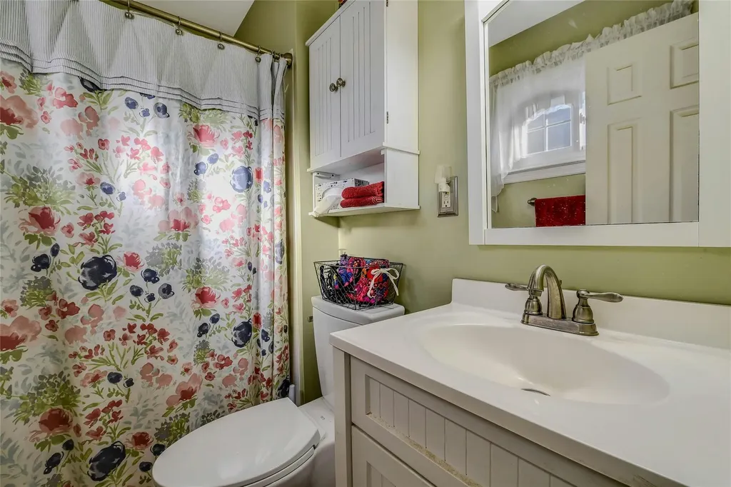 37 Carriage Drive Kings Park NY 11754
