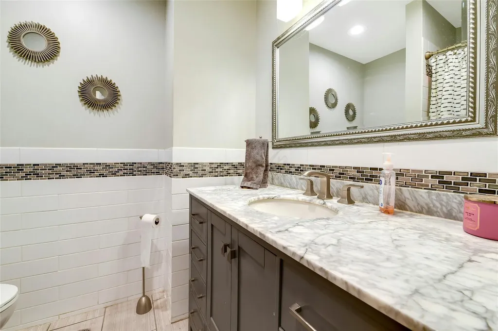 37 Carriage Drive Kings Park NY 11754
