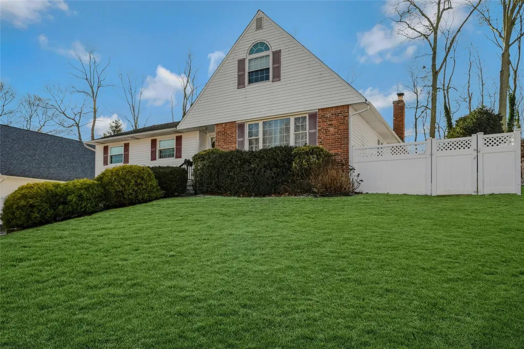37 Carriage Drive Kings Park NY 11754