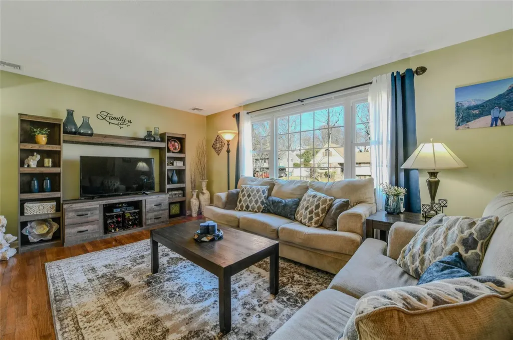 37 Carriage Drive Kings Park NY 11754