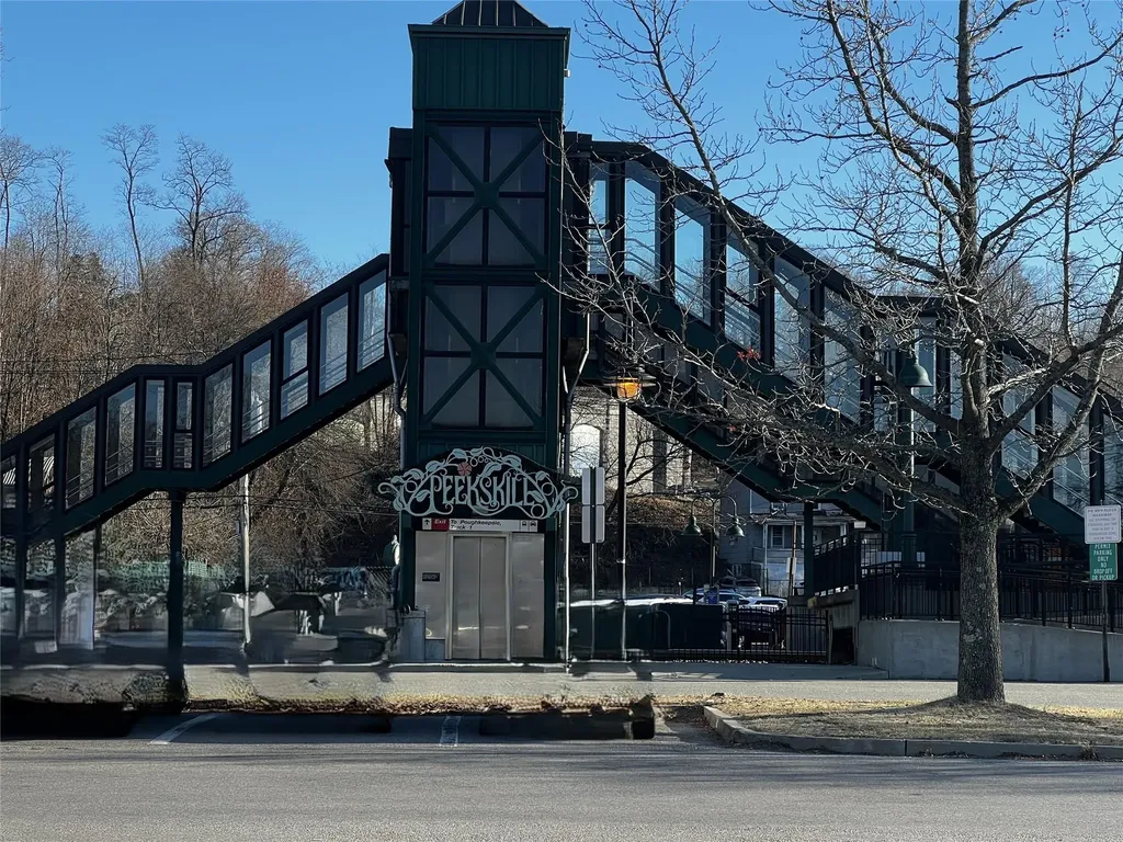 428 Union Avenue Peekskill NY 10566