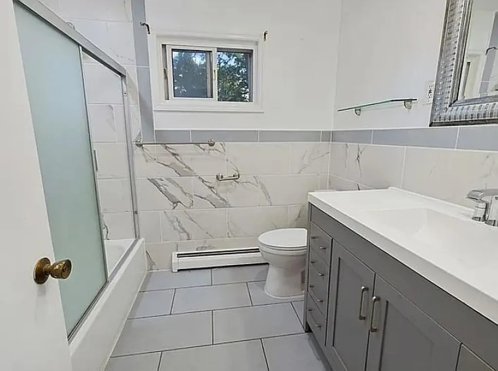 86 Jerusalem Avenue Massapequa NY 11758