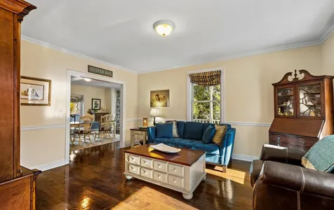 30 Locust Lane Oyster Bay NY 11771