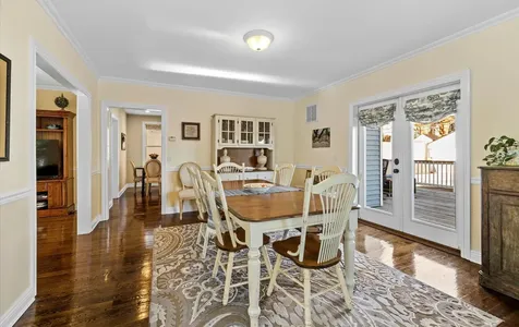 30 Locust Lane Oyster Bay NY 11771