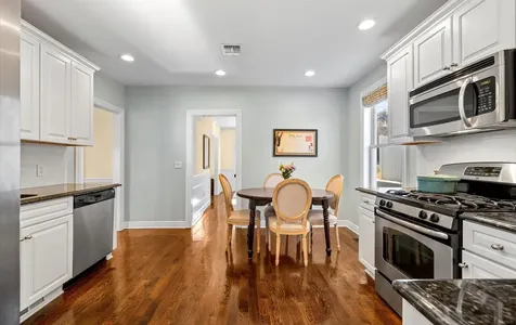 30 Locust Lane Oyster Bay NY 11771