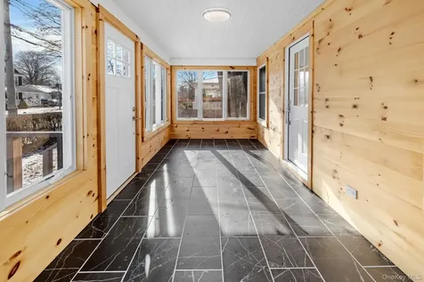 401 6th Street Greenport NY 11944