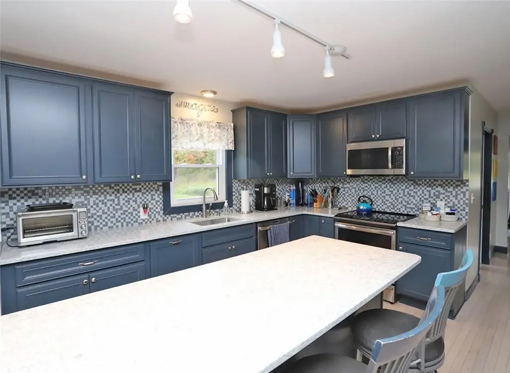 87 Gabel Road Callicoon NY 12723