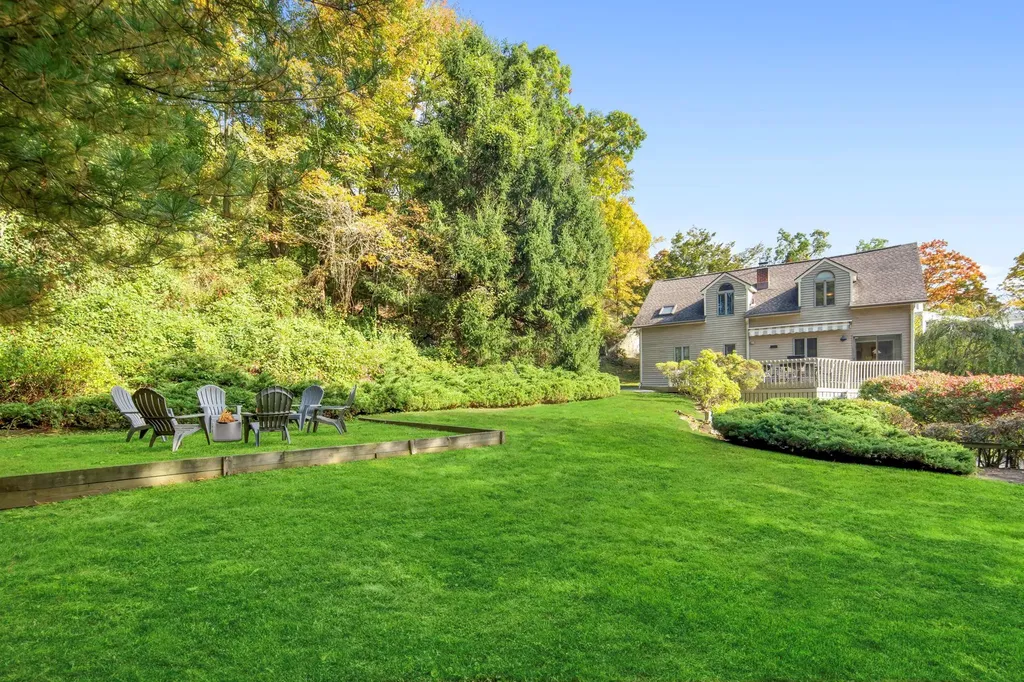 44 High Street Armonk NY 10504