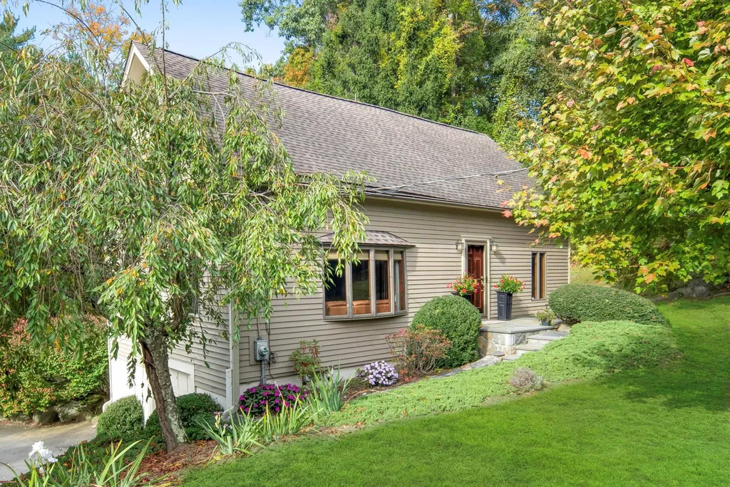 44 High Street Armonk NY 10504