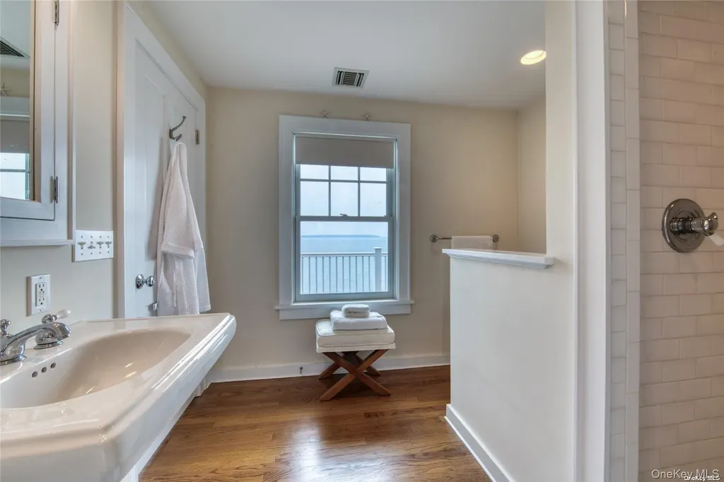 1390 Willow Terrace Lane Orient NY 11957