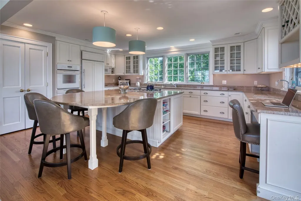 1390 Willow Terrace Lane Orient NY 11957