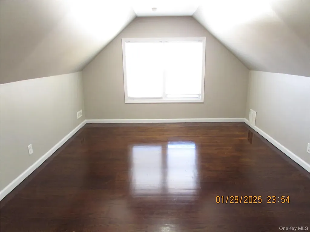 156 Candlewood Drive Yonkers NY 10710