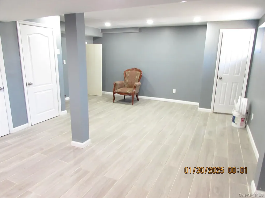 156 Candlewood Drive Yonkers NY 10710