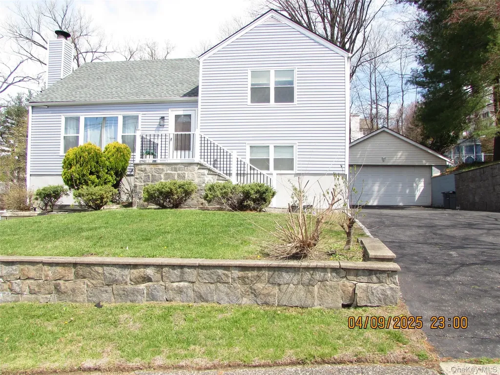 156 Candlewood Drive Yonkers NY 10710