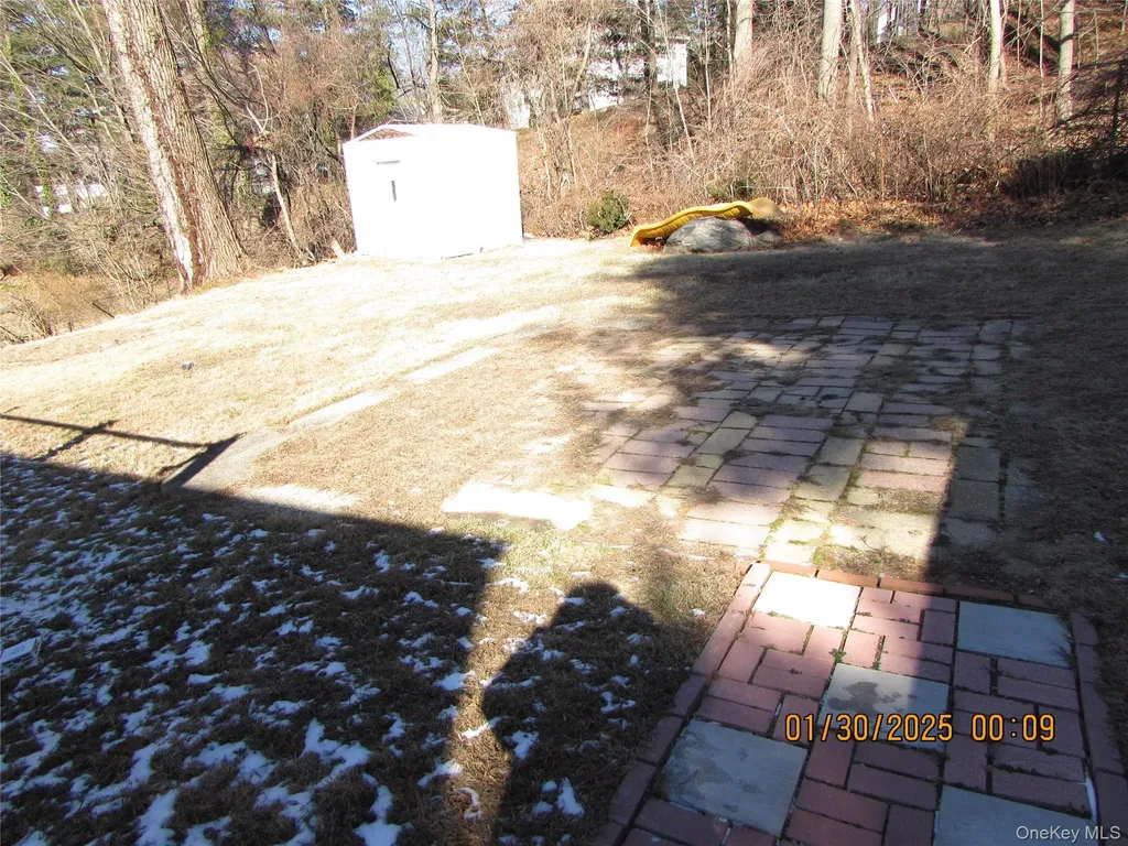 156 Candlewood Drive Yonkers NY 10710