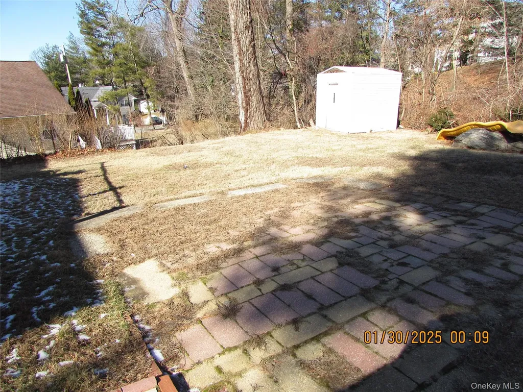 156 Candlewood Drive Yonkers NY 10710