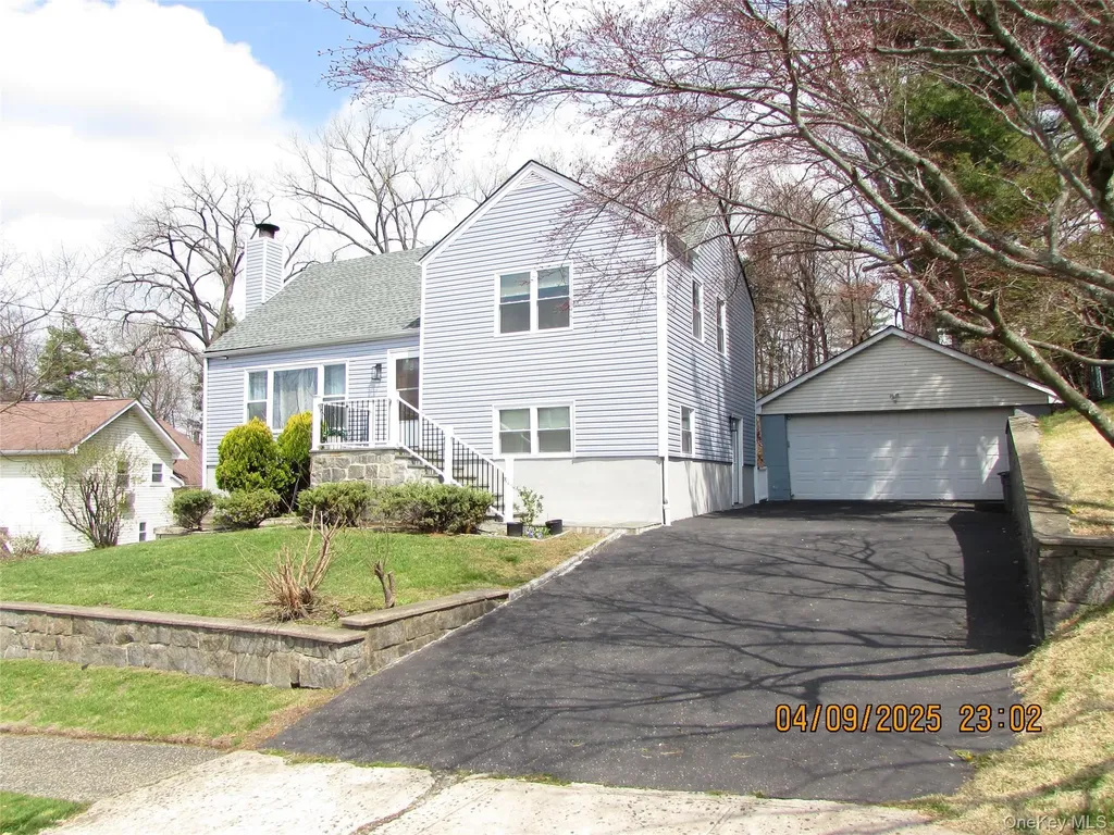 156 Candlewood Drive Yonkers NY 10710