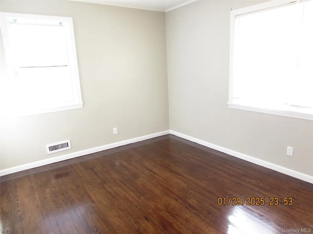156 Candlewood Drive Yonkers NY 10710