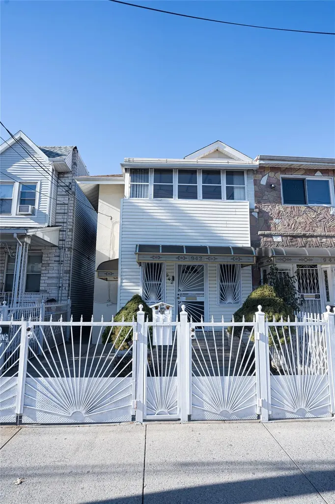 942 Brooklyn Avenue Brooklyn NY 11203