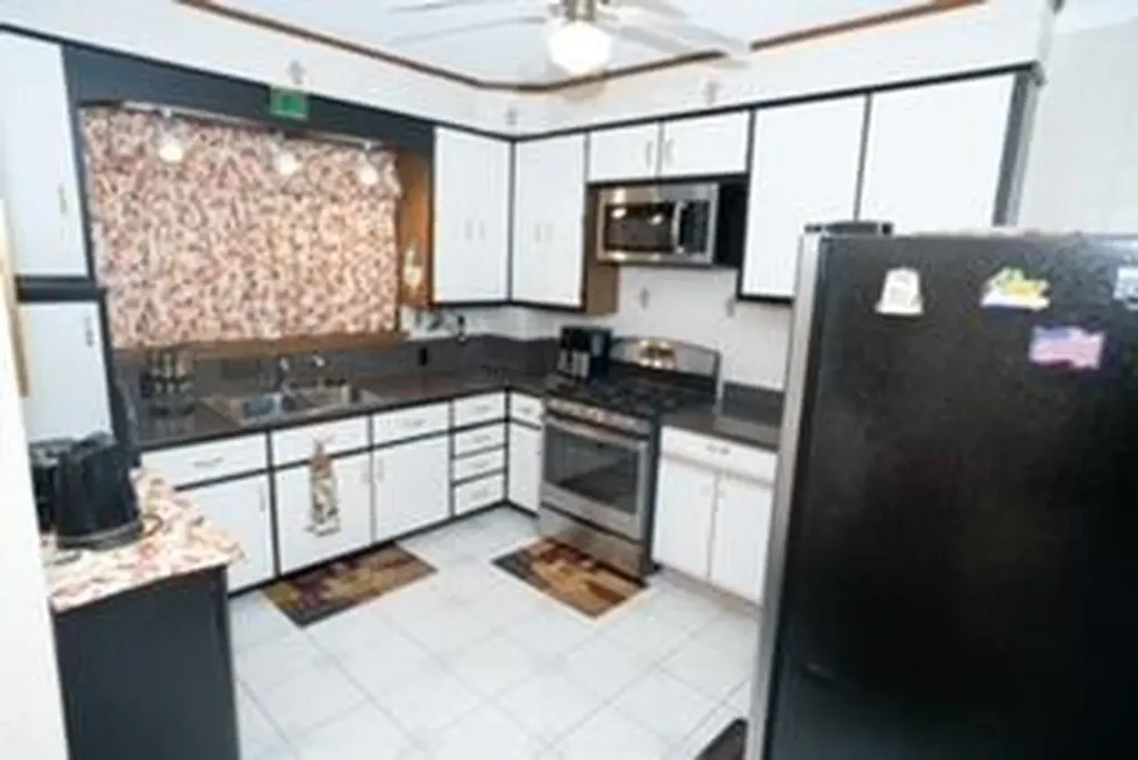 942 Brooklyn Avenue Brooklyn NY 11203
