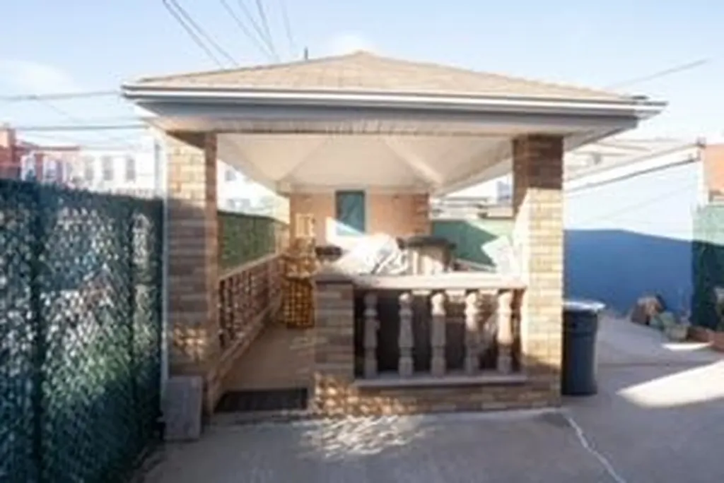 942 Brooklyn Avenue Brooklyn NY 11203