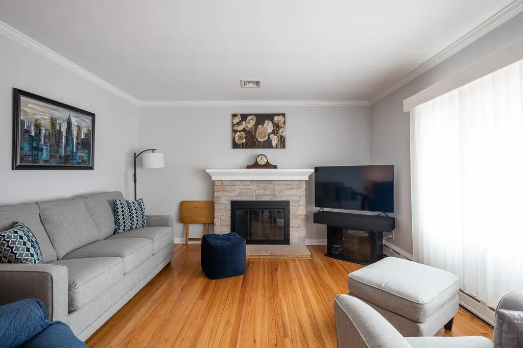600 Barton Avenue East Patchogue NY 11772