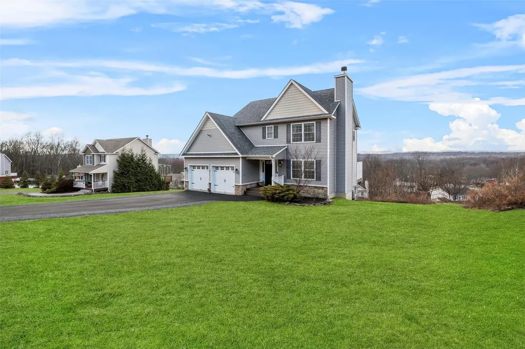 11 Rebecca Drive Middletown NY 10940