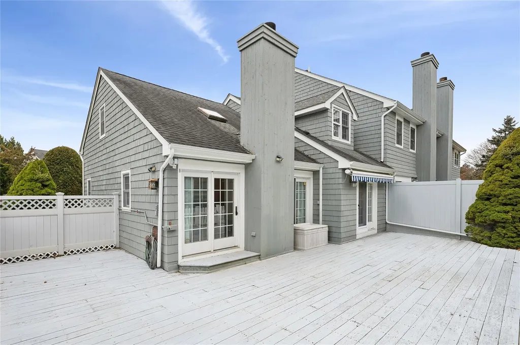 8 Brittany Lane Westhampton Beach NY 11978