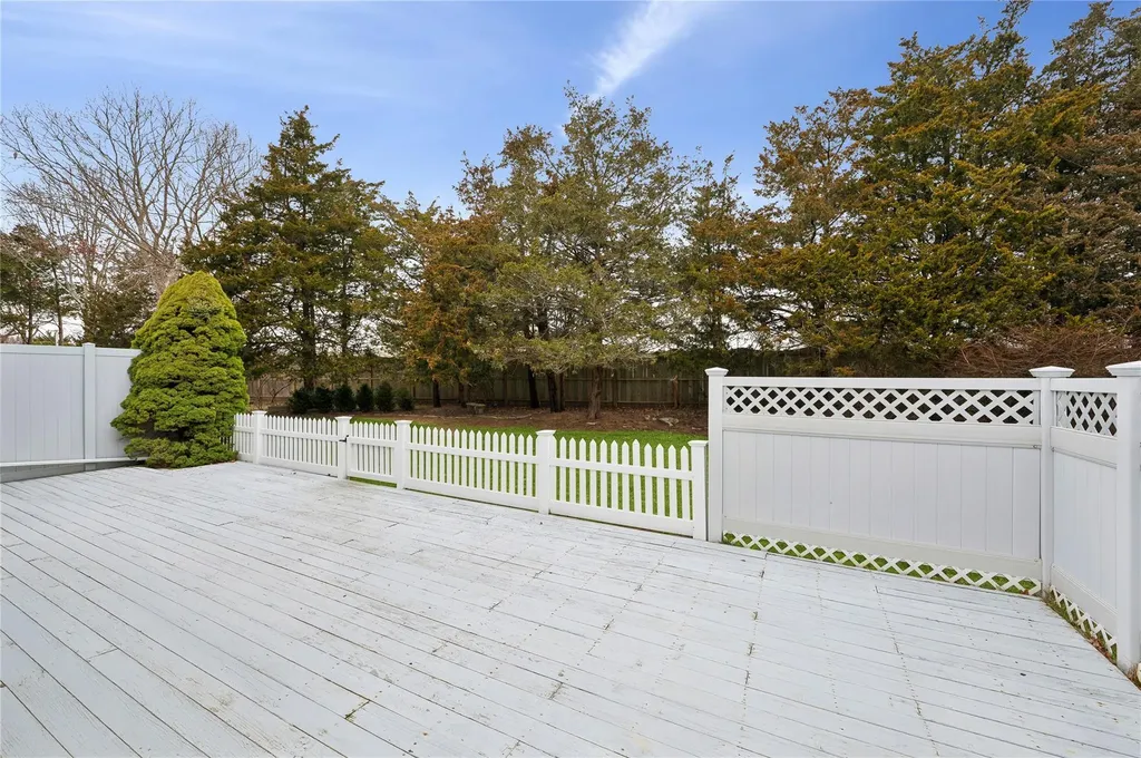 8 Brittany Lane Westhampton Beach NY 11978
