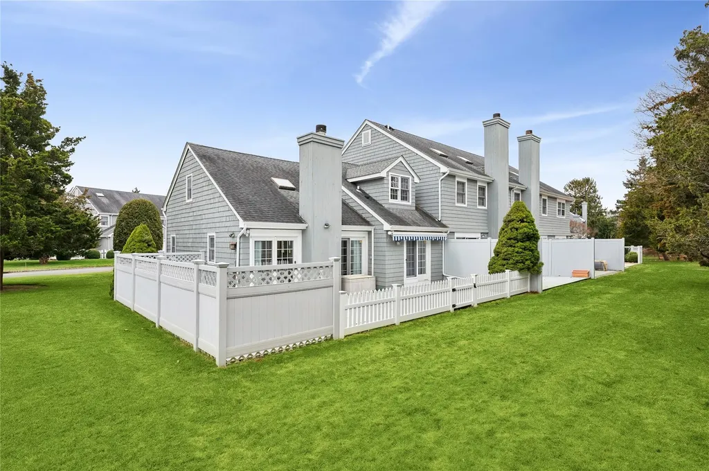 8 Brittany Lane Westhampton Beach NY 11978