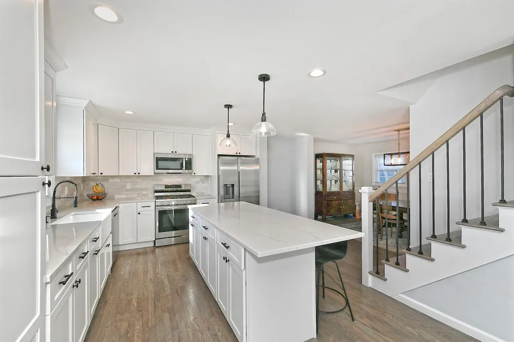 64 Walter Court Commack NY 11725