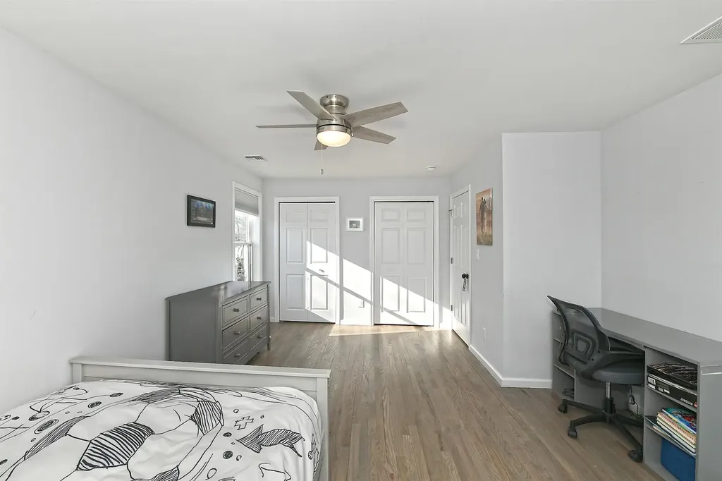64 Walter Court Commack NY 11725
