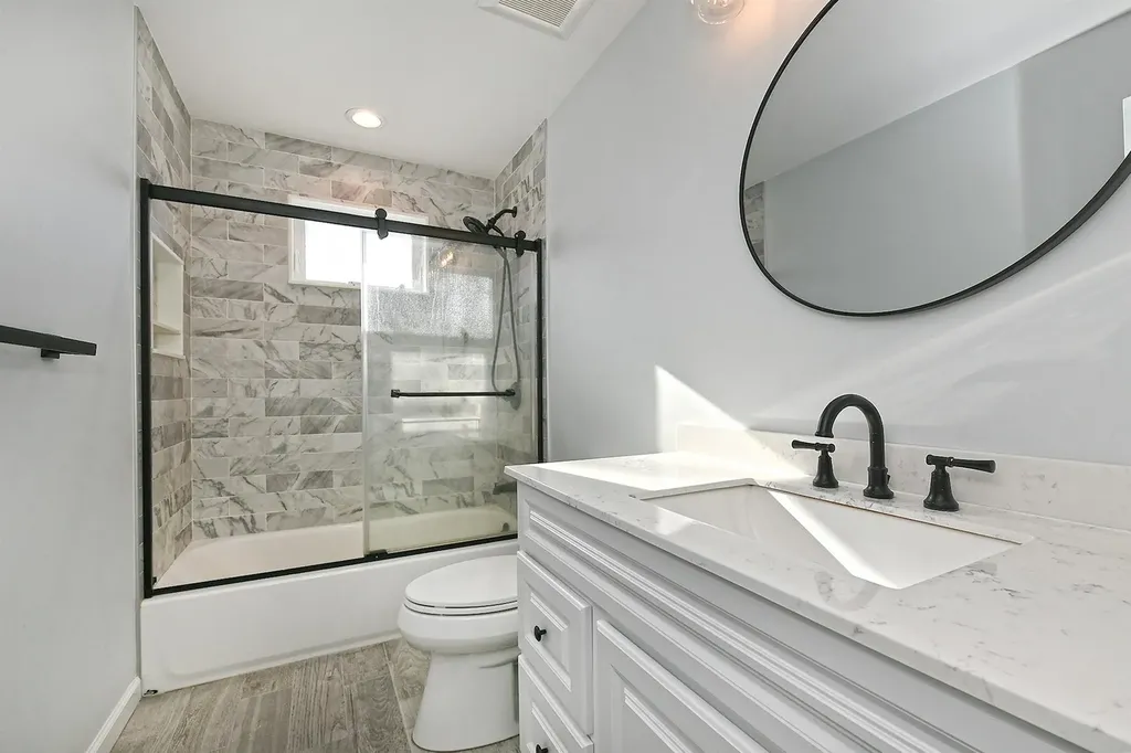 64 Walter Court Commack NY 11725