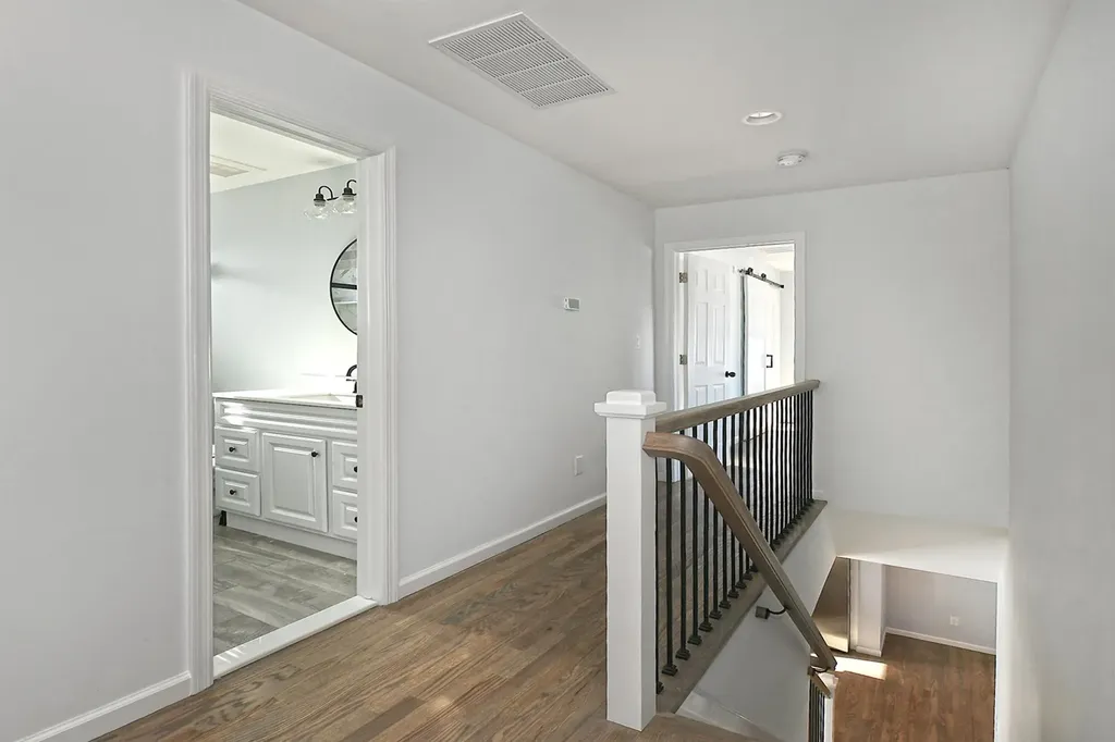 64 Walter Court Commack NY 11725