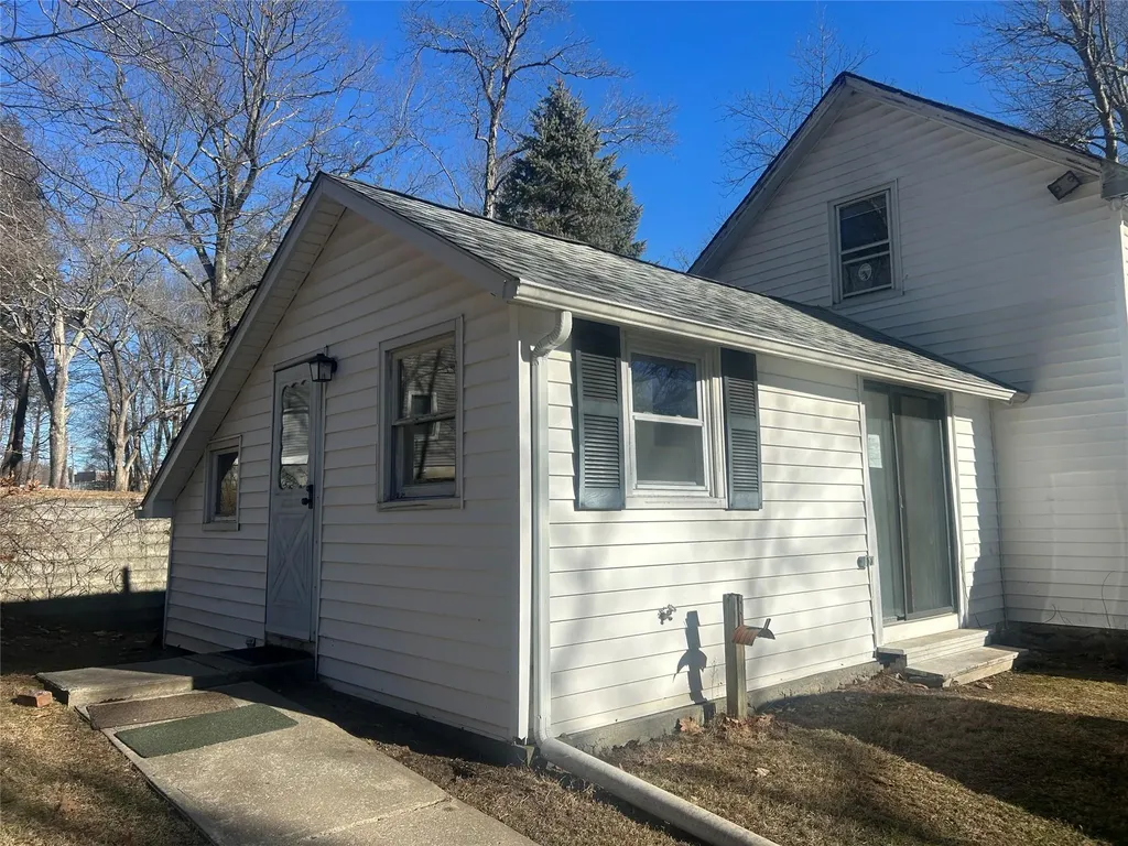 73 Myrtle Avenue Mahopac NY 10541