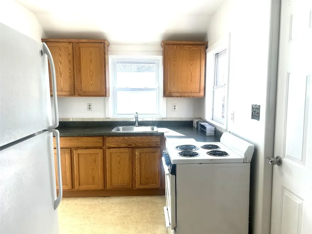 73 Myrtle Avenue Mahopac NY 10541