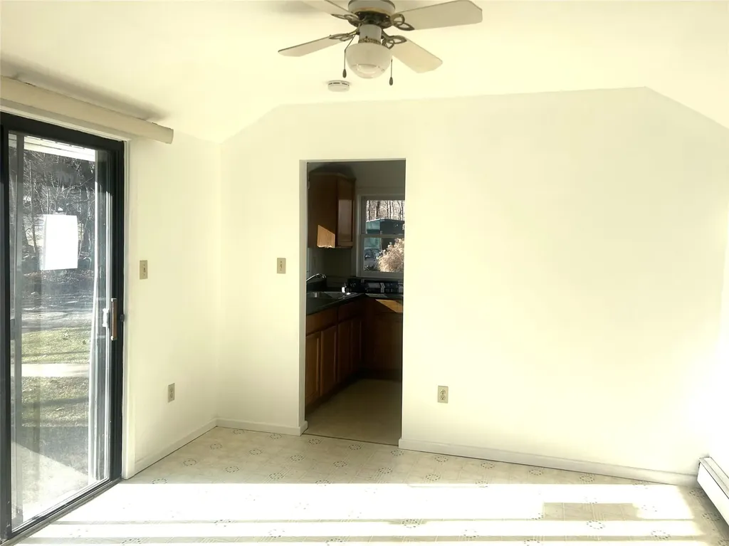 73 Myrtle Avenue Mahopac NY 10541