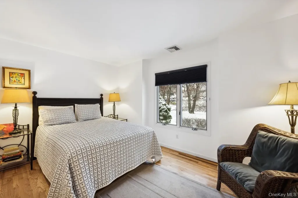 12 Hildreth Road Hampton Bays NY 11946