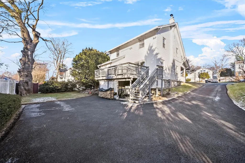 157 Davis Avenue White Plains NY 10605