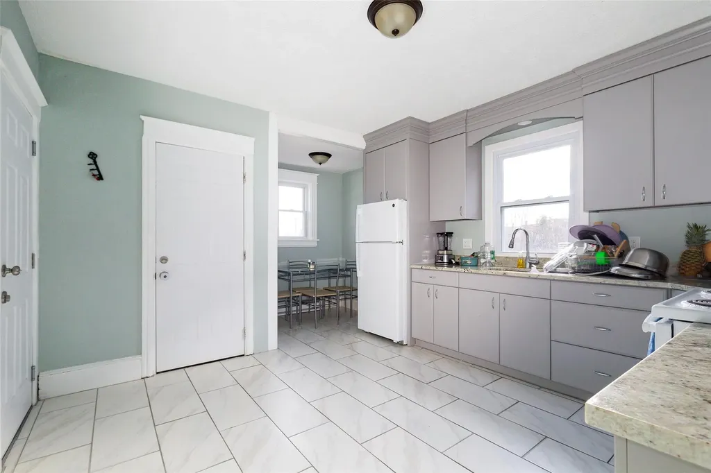 20 N White Street Poughkeepsie NY 12601