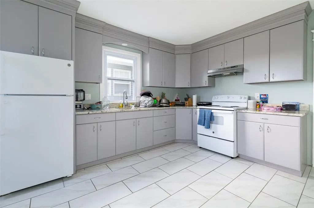 20 N White Street Poughkeepsie NY 12601