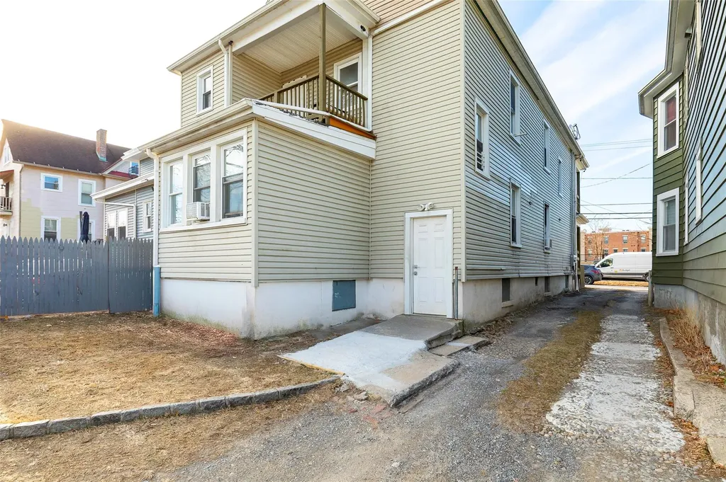 20 N White Street Poughkeepsie NY 12601