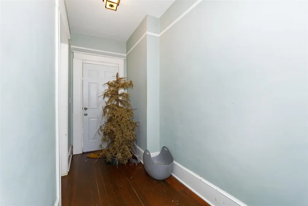 20 N White Street Poughkeepsie NY 12601