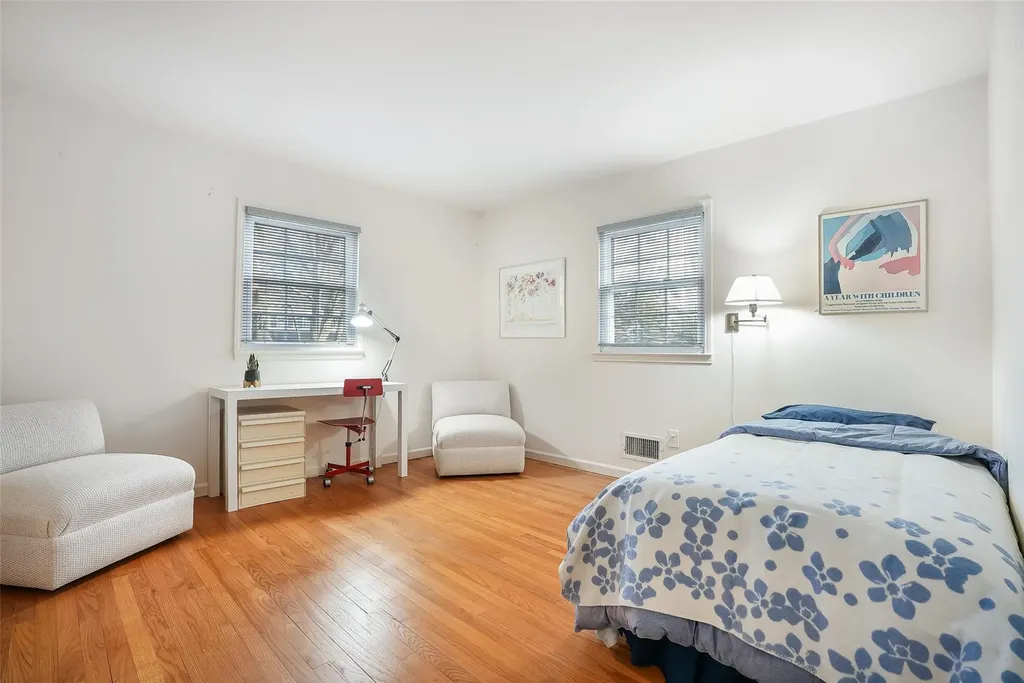 31 Valley Road Scarsdale NY 10583