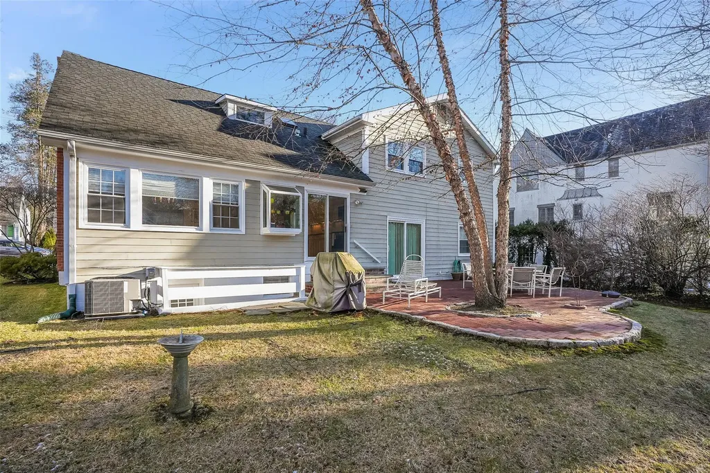 31 Valley Road Scarsdale NY 10583