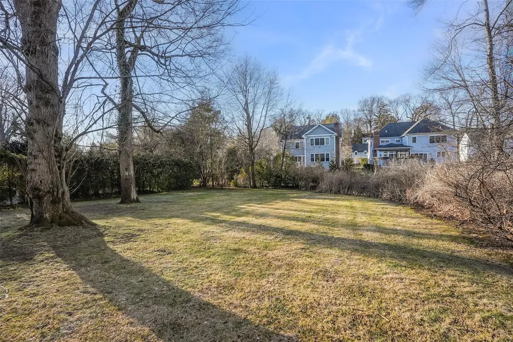 31 Valley Road Scarsdale NY 10583